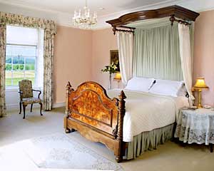 For special Weekend Breaks & Holiday Accommodation close to Kilkenny, Blanchville Country House offers the ideal Bed & Breakfast accommodation : rooms are large, elegant and very comfortable and guests can avail of special spa treatments at Blanchville's Sanctuary therapy centre